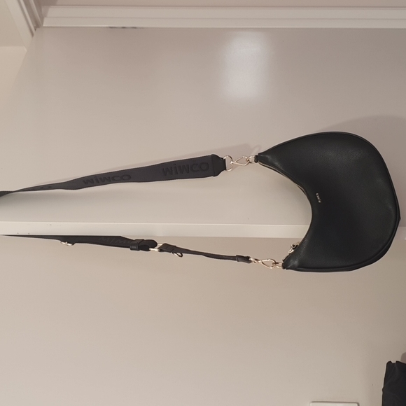 Mimco crossover shoulder bag - Picture 2 of 8